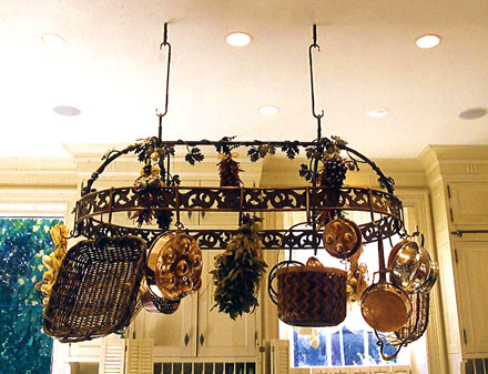 Hanging grapevine french provincial potrack